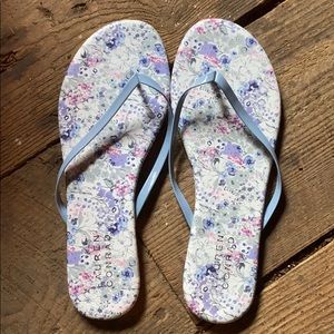 LC Lauren Conrad sandals